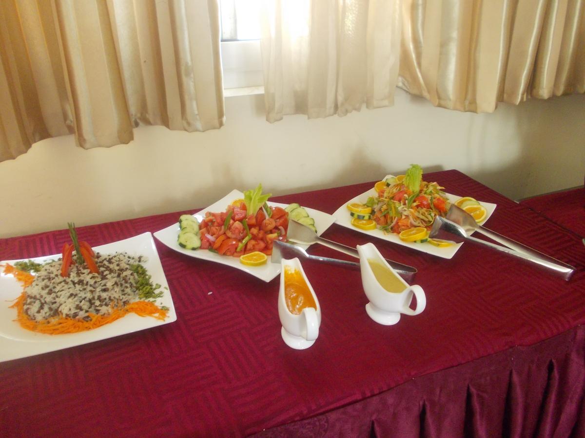 Asinuara Hotel บาเฮอร์ดาร์ ภายนอก รูปภาพ