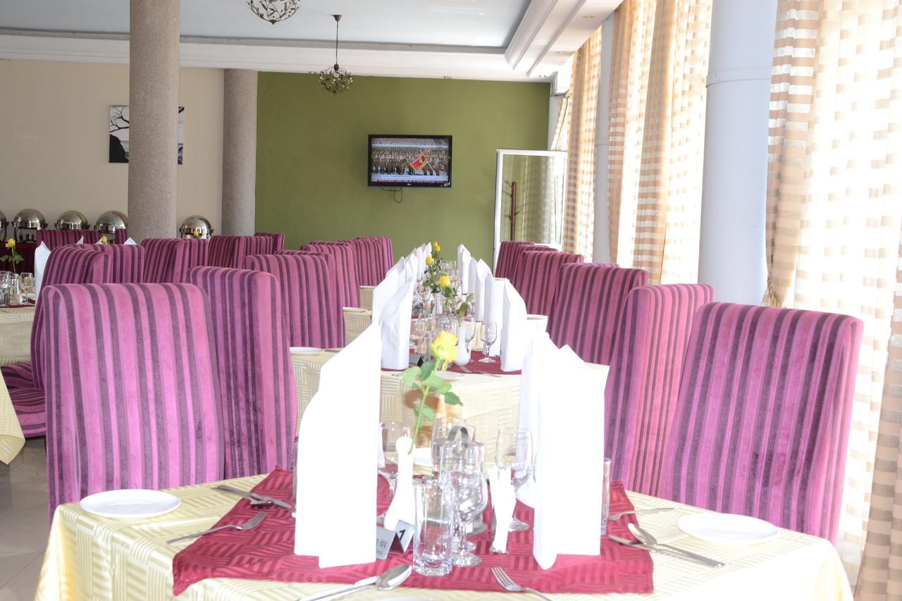 Asinuara Hotel บาเฮอร์ดาร์ ภายนอก รูปภาพ