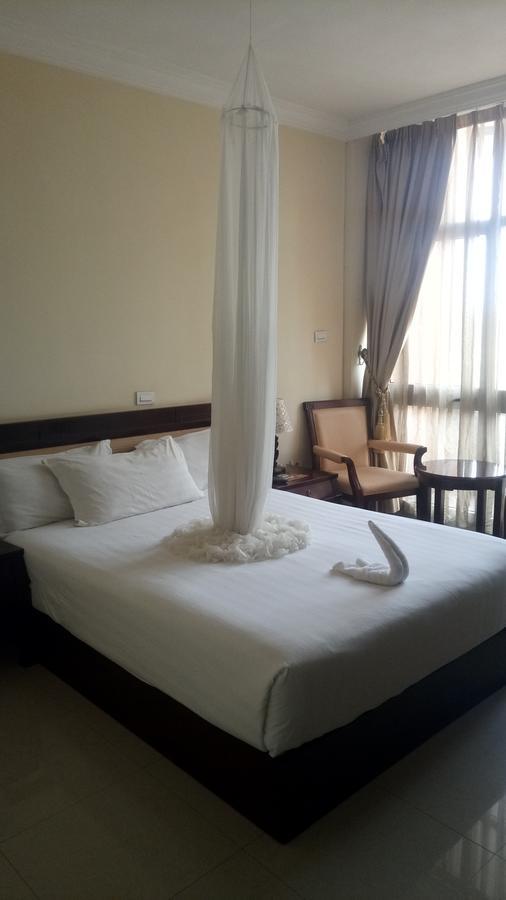 Asinuara Hotel บาเฮอร์ดาร์ ภายนอก รูปภาพ